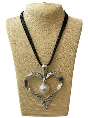 Faux Pearl Necklace/Earring and/or Bracelet Sets